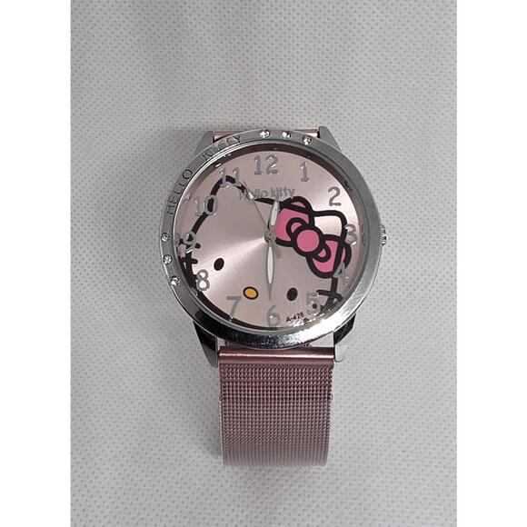 Hello Kitty digital watch with pink band(Accepting fair offers)
